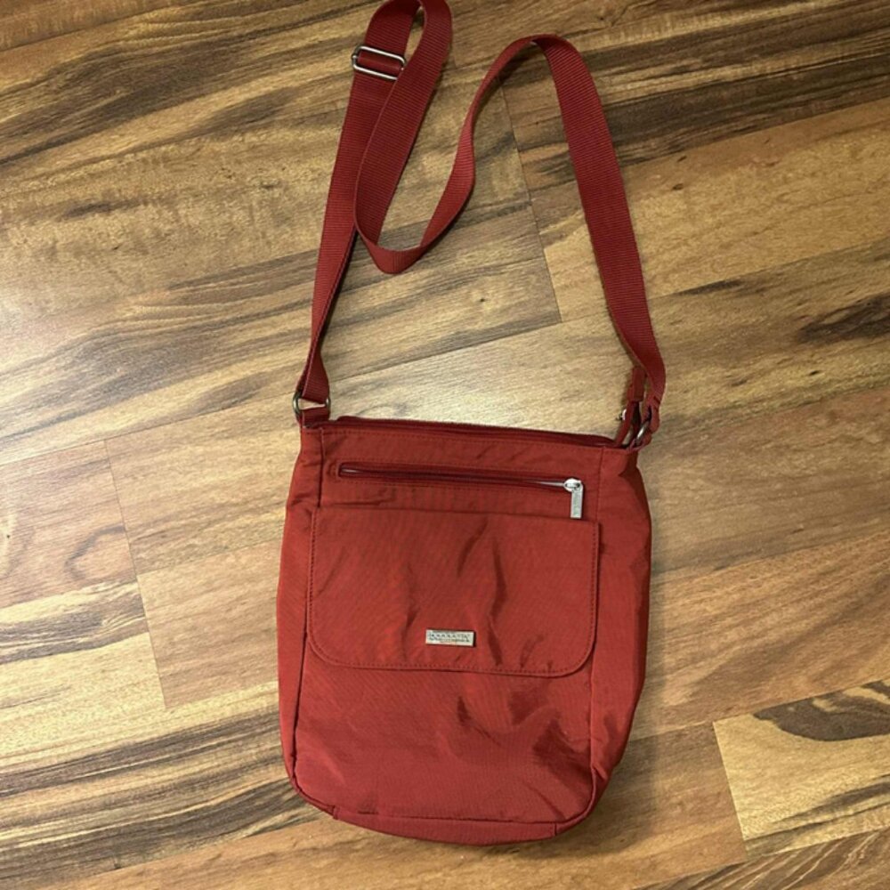 EUC  Baggallini Red Cross-body bag